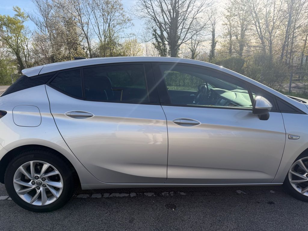 Image of Opel Astra