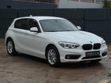 BMW 118i Advantage Tempomat BLT PDC LED SHZ AHK - BMW 1er Reihe mit Anhängerkupplung