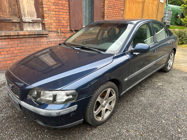 Volvo S60 2.4 T Comfort