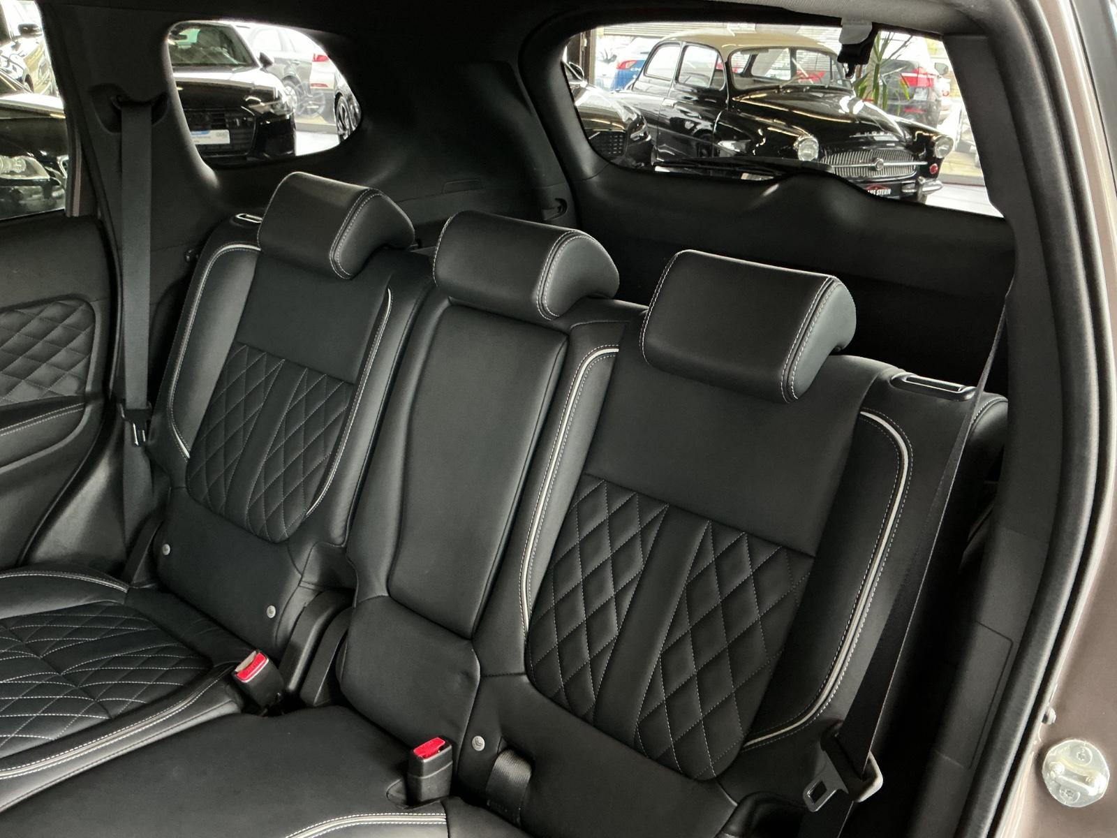 Mitsubishi Outlander PHEV Top 4WD * Sportpaket * 360 Kamera