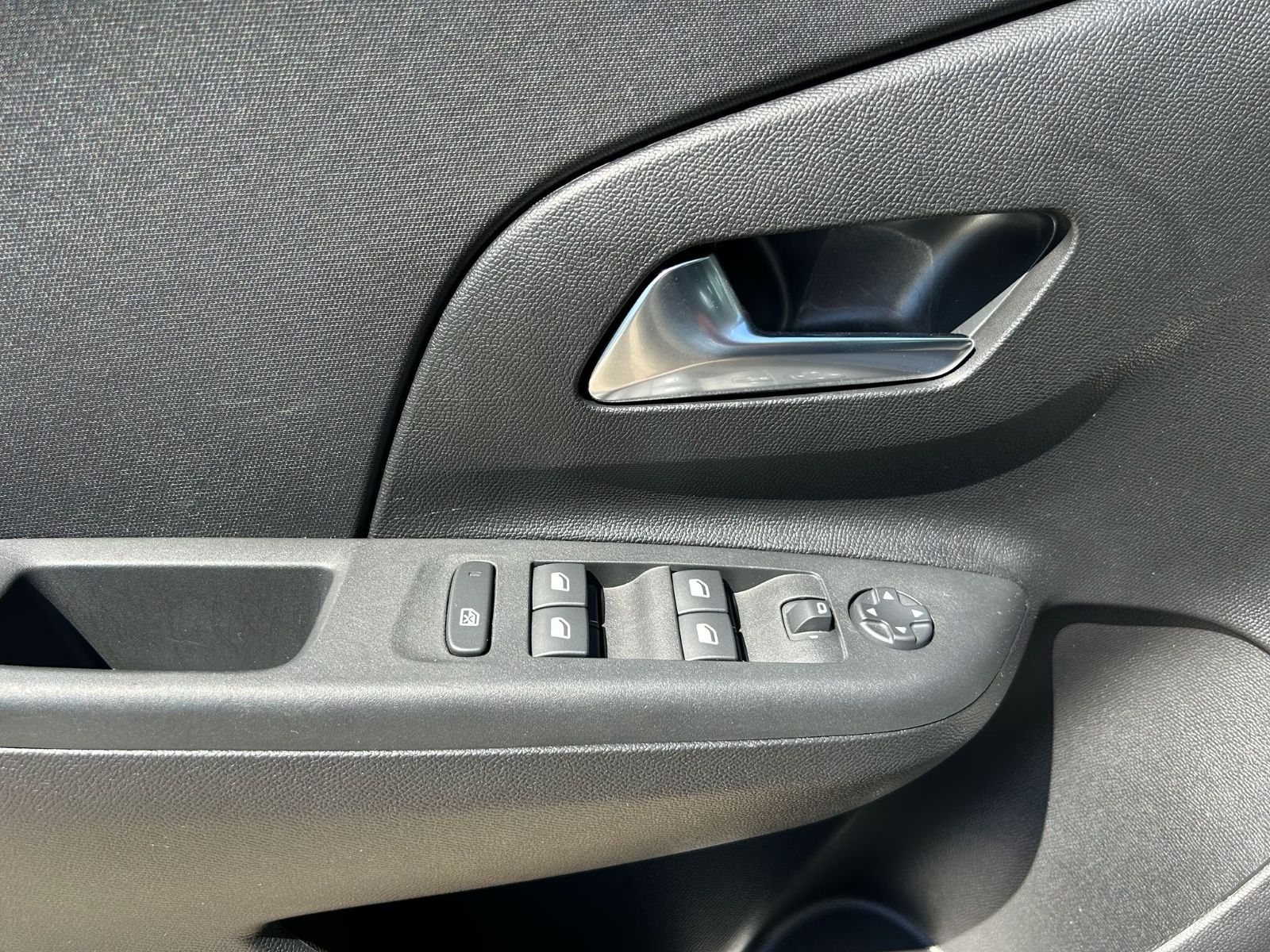 Fahrzeugabbildung Opel Corsa elektro°50 kWh°SOH 100%°LED°1.Hand°