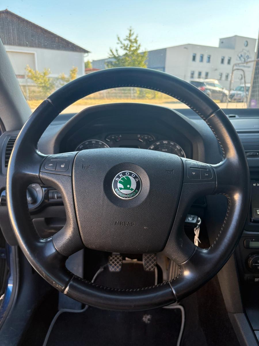 Skoda Octavia 2008 — photo 11