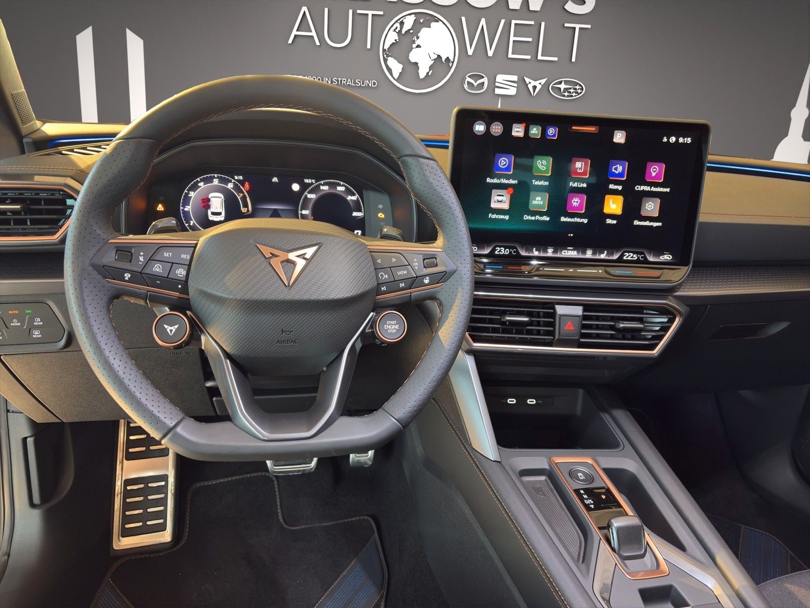 Fahrzeugabbildung CUPRA Leon Sportstourer 1.5 eTSI LED/ACC/SHZ/LHZ/RFK