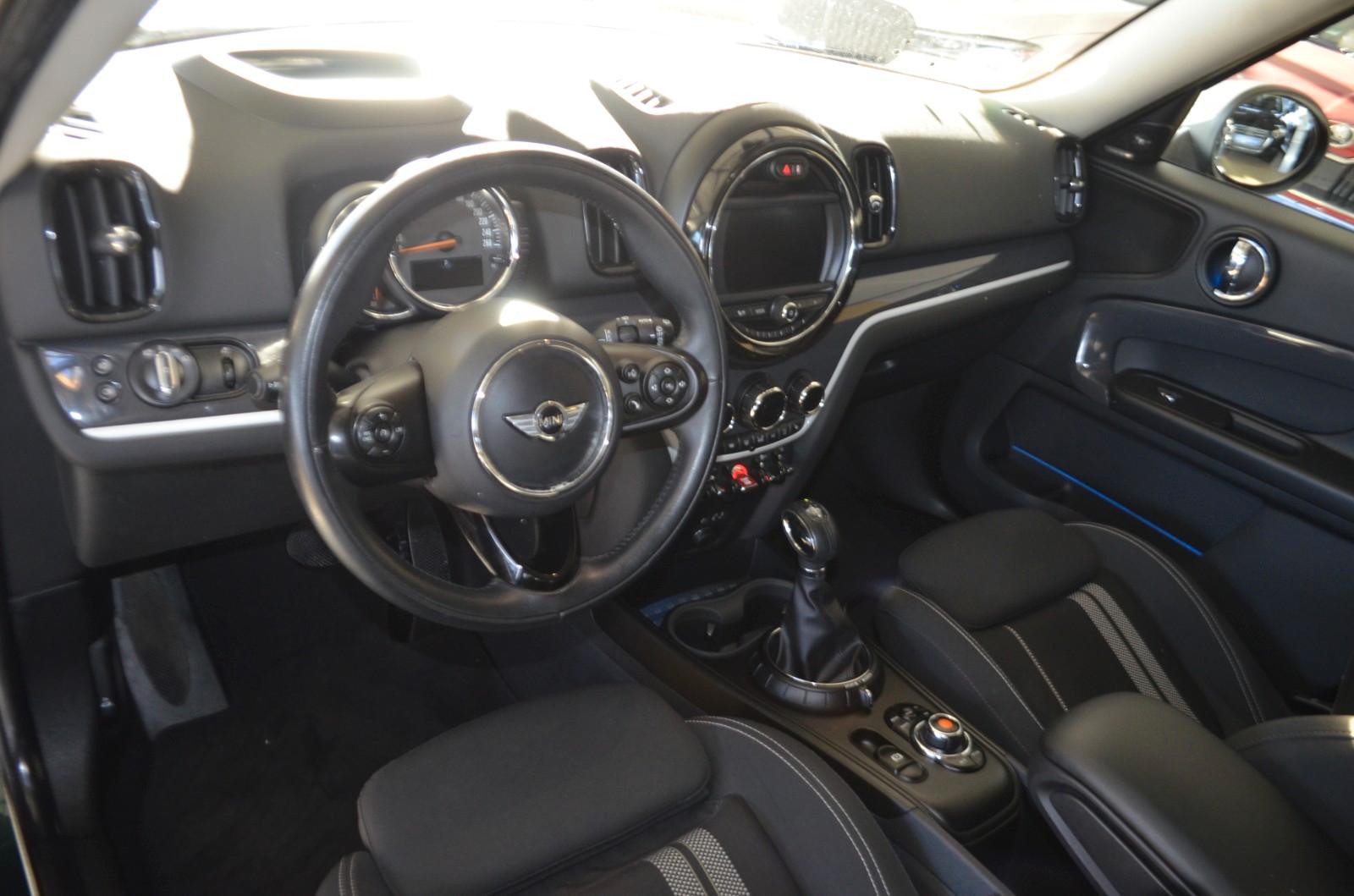 MINI Countryman S (Cooper) AUTOMATIK / XENON / NAVI