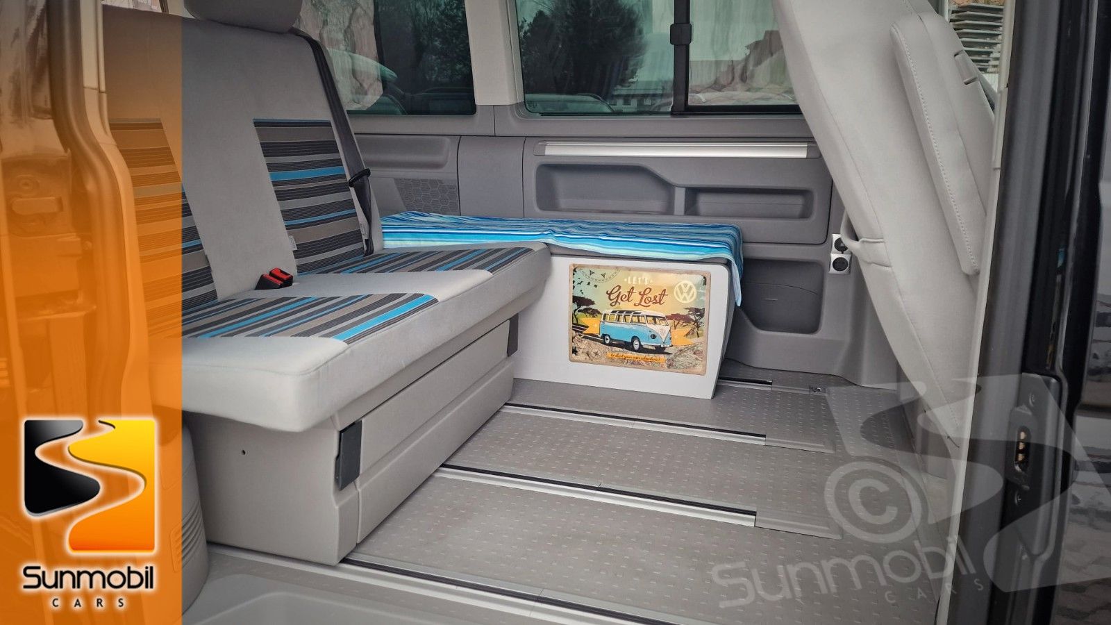 Fahrzeugabbildung Volkswagen T5 Beach Bulli CamperVan Aufstelldach