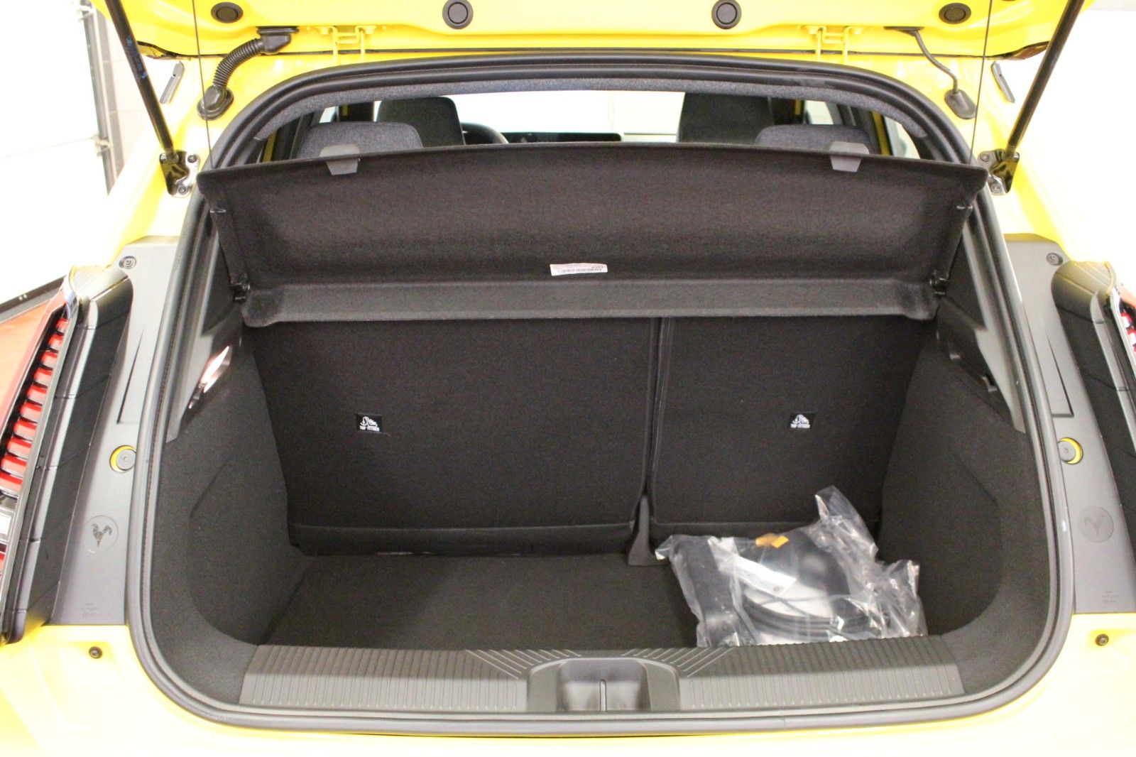 Fahrzeugabbildung Renault R 5  E-Tech 120 Urban Range *CCS /Schuko*