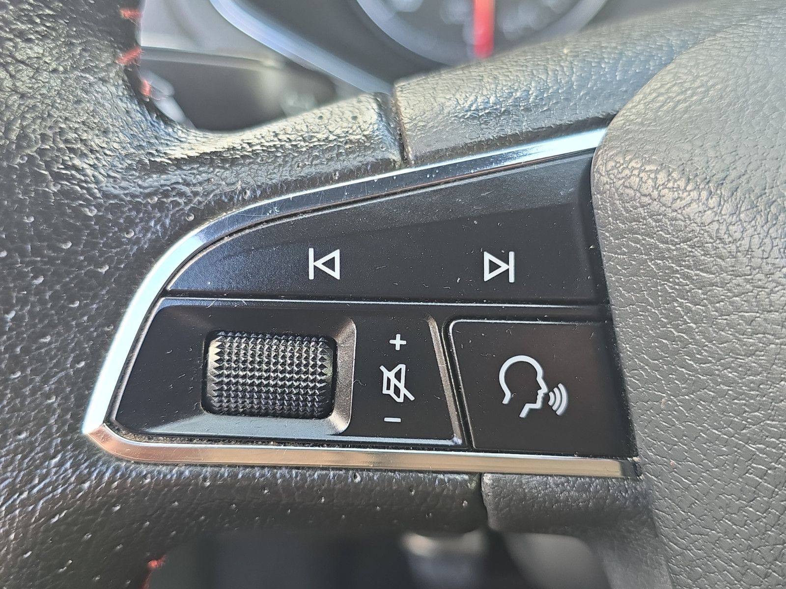 Fahrzeugabbildung SEAT Arona FR BUSINESS PAKET LED KAMERA NAVI AHK ACC