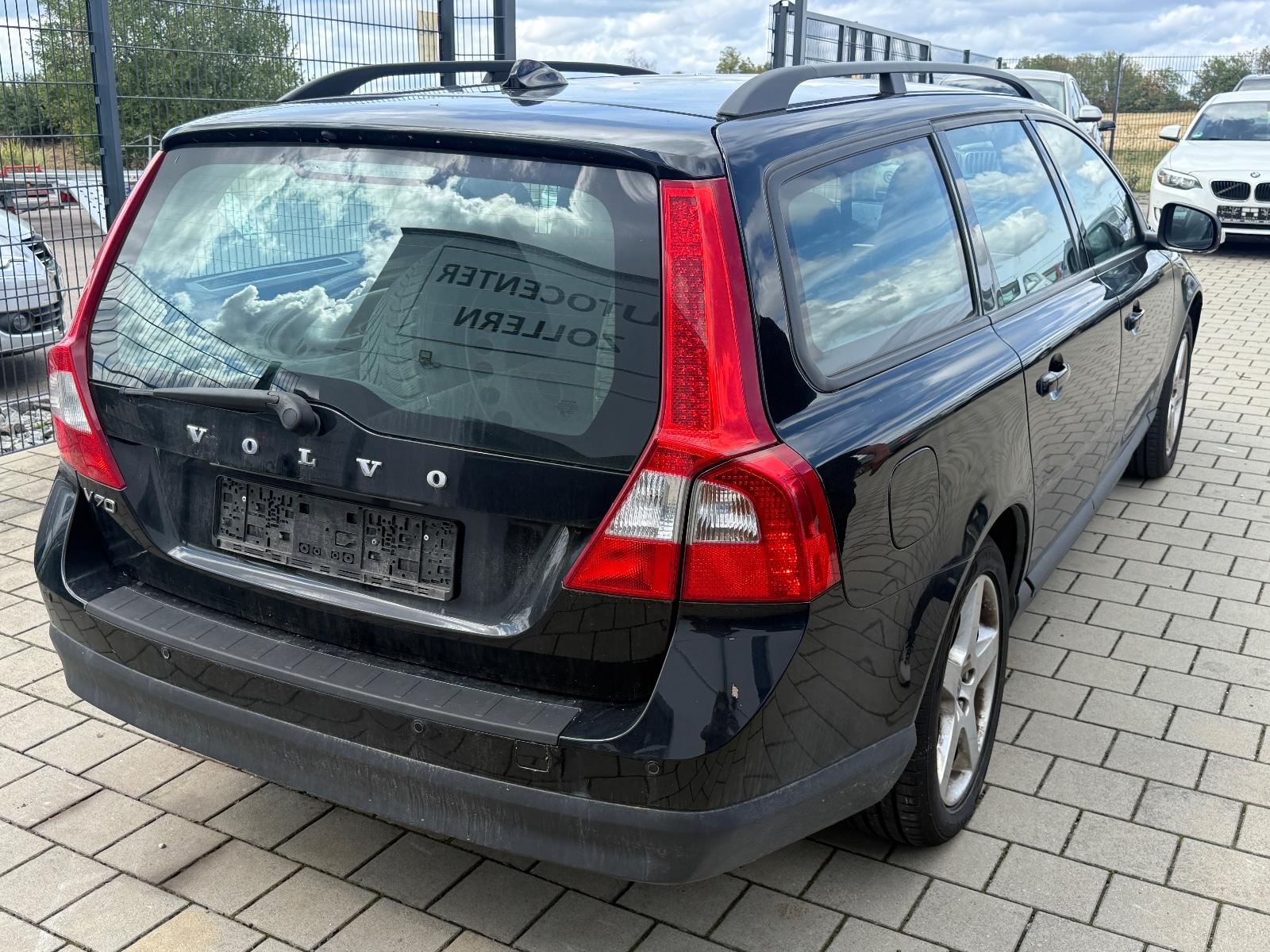 Volvo V70 2010 — engine 1.999 cm³, 145 HP (107kW)