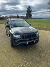 Jeep Compass - gebrauchte Jeep Compass aus dem Jahr 2014
