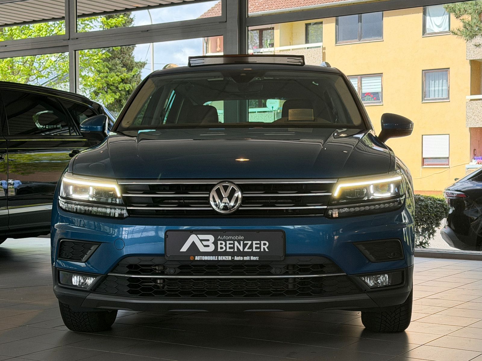 Fahrzeugabbildung Volkswagen Tiguan Highline /VIRTUAL/PANO/MEMORY/HUD/KAMERA