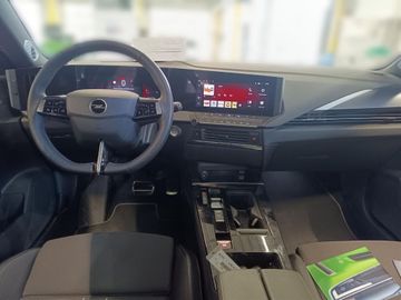 Fotografie 5 des Opel Astra 1.2 Turbo Automatik GS AHK