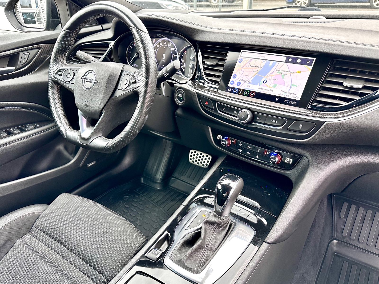 Fahrzeugabbildung Opel INSIGNIA B GRAND SPORT GSI 4x4*MOD.2019*