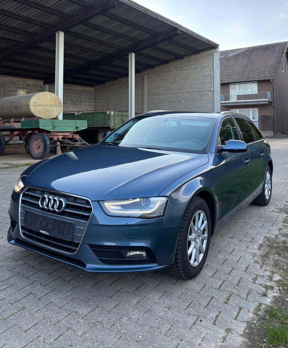 Audi A4 Avant Attraction-Aut.-Navi (DAB) Temp.-
