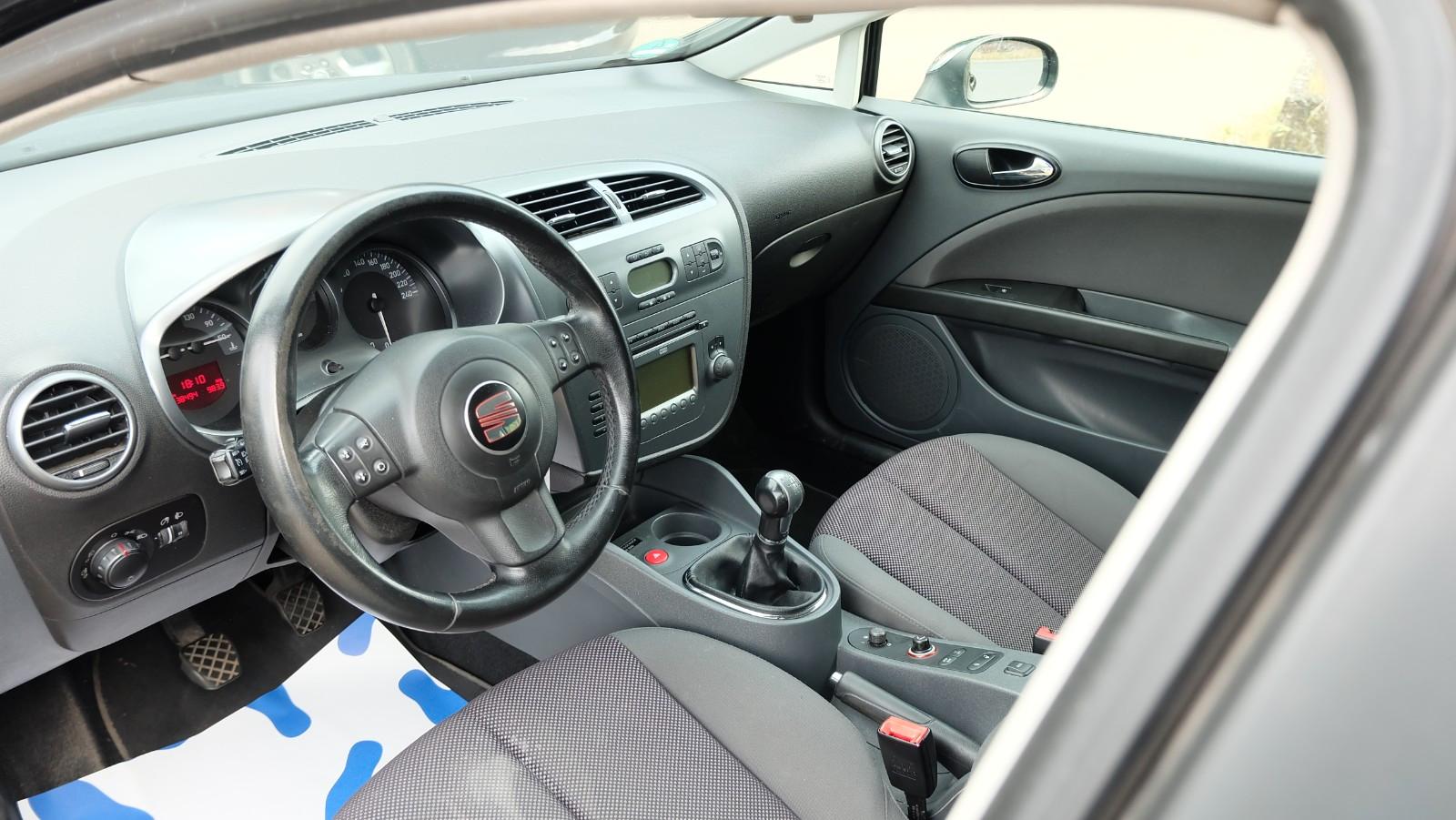 Seat Leon 2.0 TDI Stylance / Style*Tüv 07.2024*