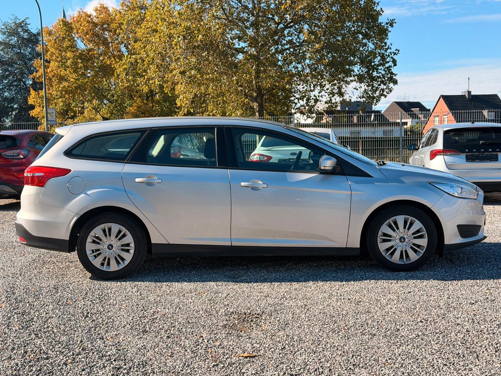 Ford Focus 2015 — photo 7