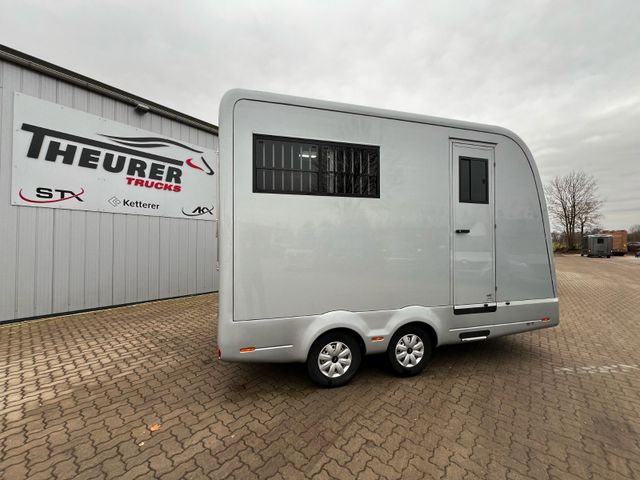 Inne STX Trailer  3,5t  2Pferde Woh. Bett, Dusche, WC