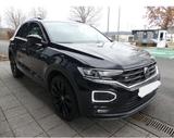 Volkswagen T-Roc 1.5 TSI DSG UNITED UNITED R-Line+AHK - VW T-Roc von privat
