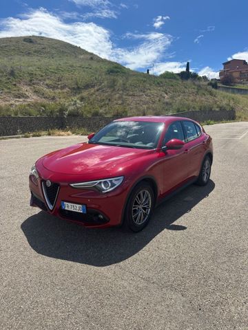 Alfa Romeo Stelvio 2.2 Turbodiesel 180 CV AT8 RW