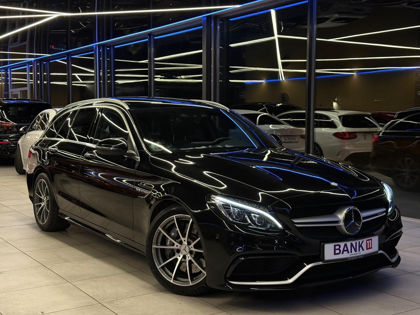 Mercedes-Benz C 63 AMG T-MODELL*PANO*BURMESTER*MEMORY*RFK+++++