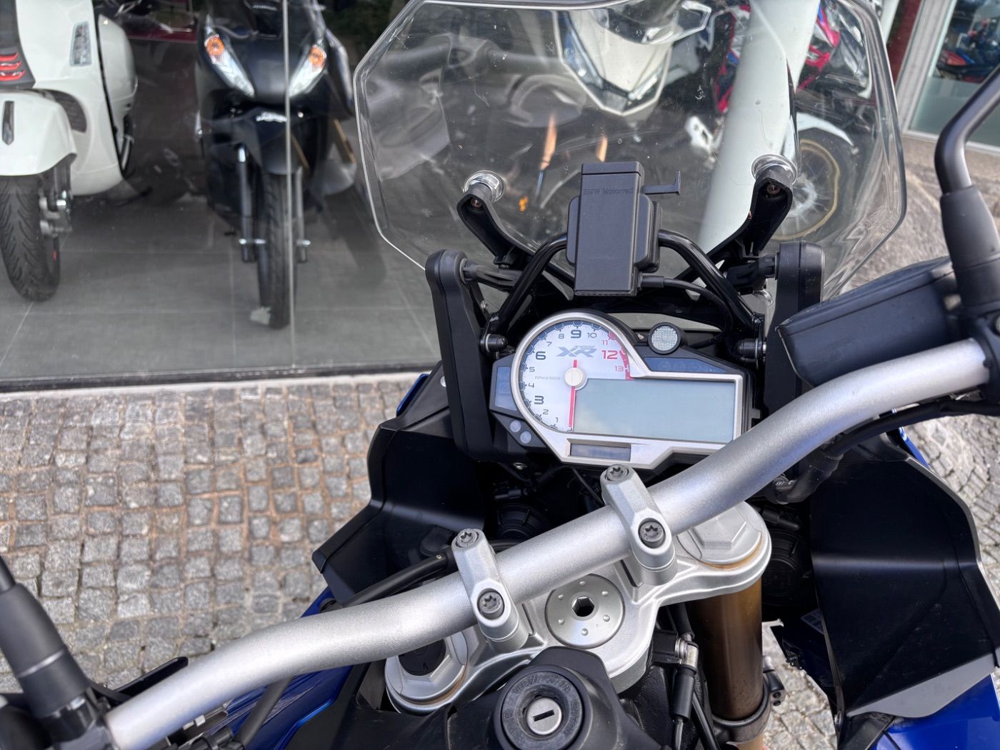 Fahrzeugabbildung BMW S 1000 XR K49 2 Pakete
