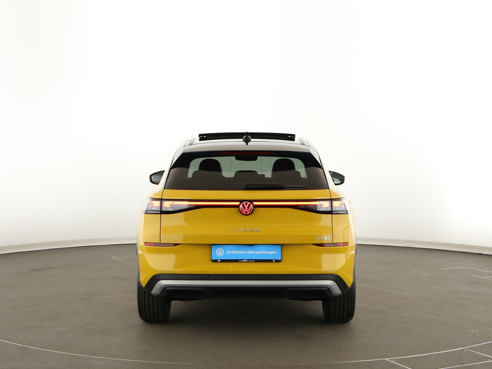 Volkswagen T-Roc 1.5 eTSI 150 PS DSG Style LED Navi Head-u foto 5