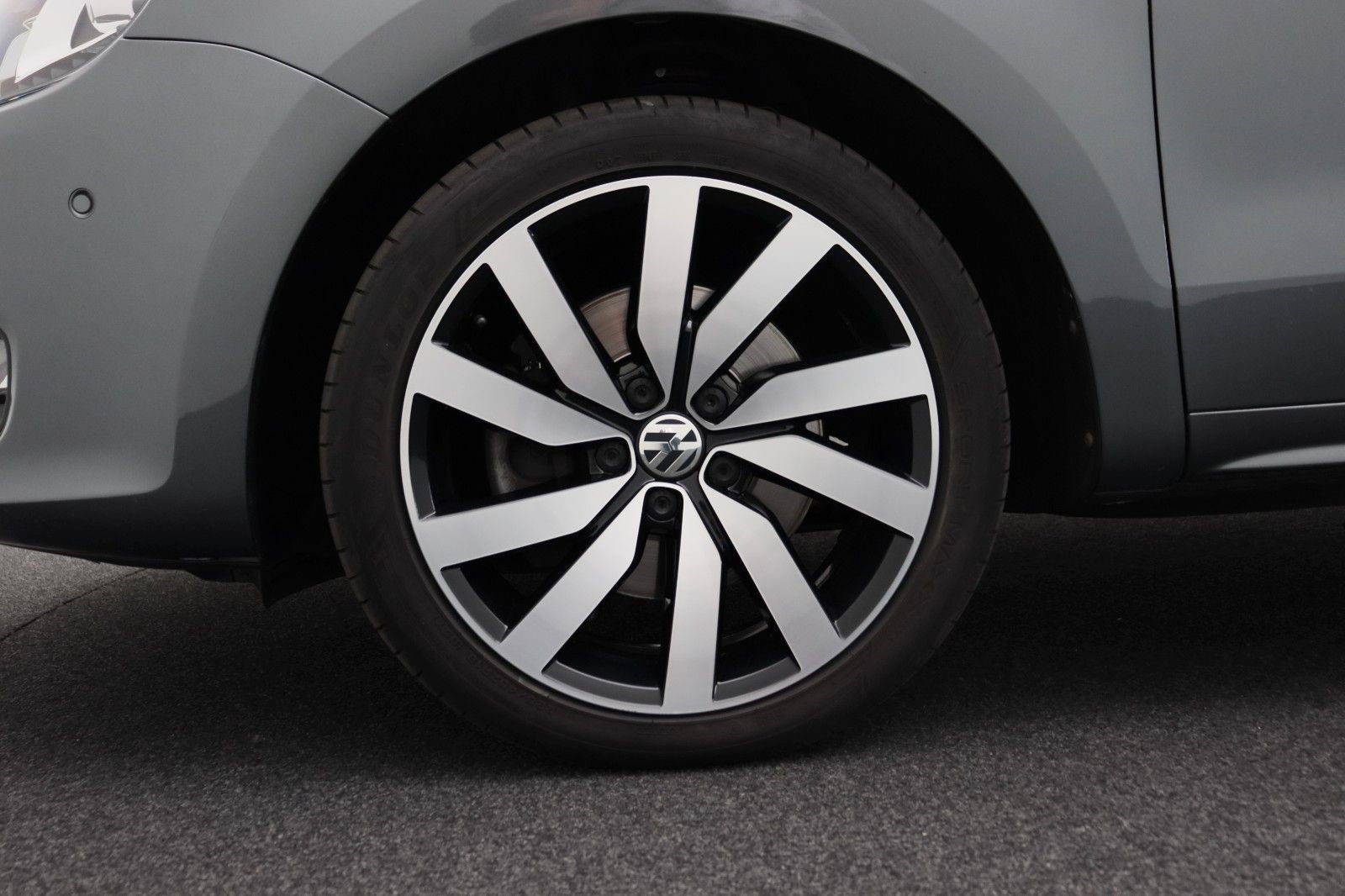 Fahrzeugabbildung Volkswagen Sharan 2.0 IQ.DRIVE ACC NAVI AHK R-Kamera