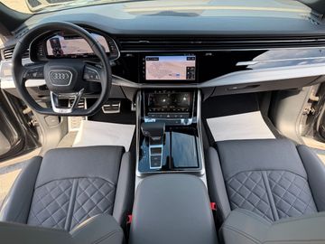 Audi Q8 - 3