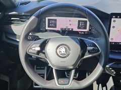 SKODA Octavia RS 265PS DSG  5J./GAR + 8x fach breift