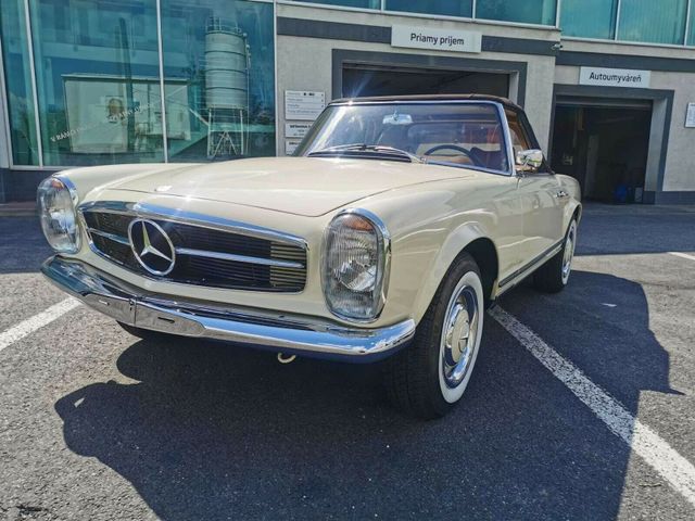 Mercedes-Benz 230 SL