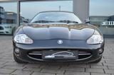 Jaguar XK8 4.0 V8 Cabriolet * TÜV NEU * - schwarze Jaguar XK8
