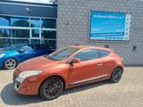 Renault Megane III Coupe Dynamique 1.9 DCI - Renault Megane Dynamique mit Diesel-Antrieb