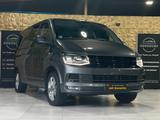 Volkswagen T6 Multivan *7-Sitzer*Kamera*Automatik*AHK**Navi - graue Volkswagen T6 Multivan