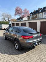 Mercedes-Benz GLC 220 d 4MATIC AMG Line Coupé / 360 / AHK Pano - Mercedes-Benz GLC-Klasse Gebrauchtwagen in Essen