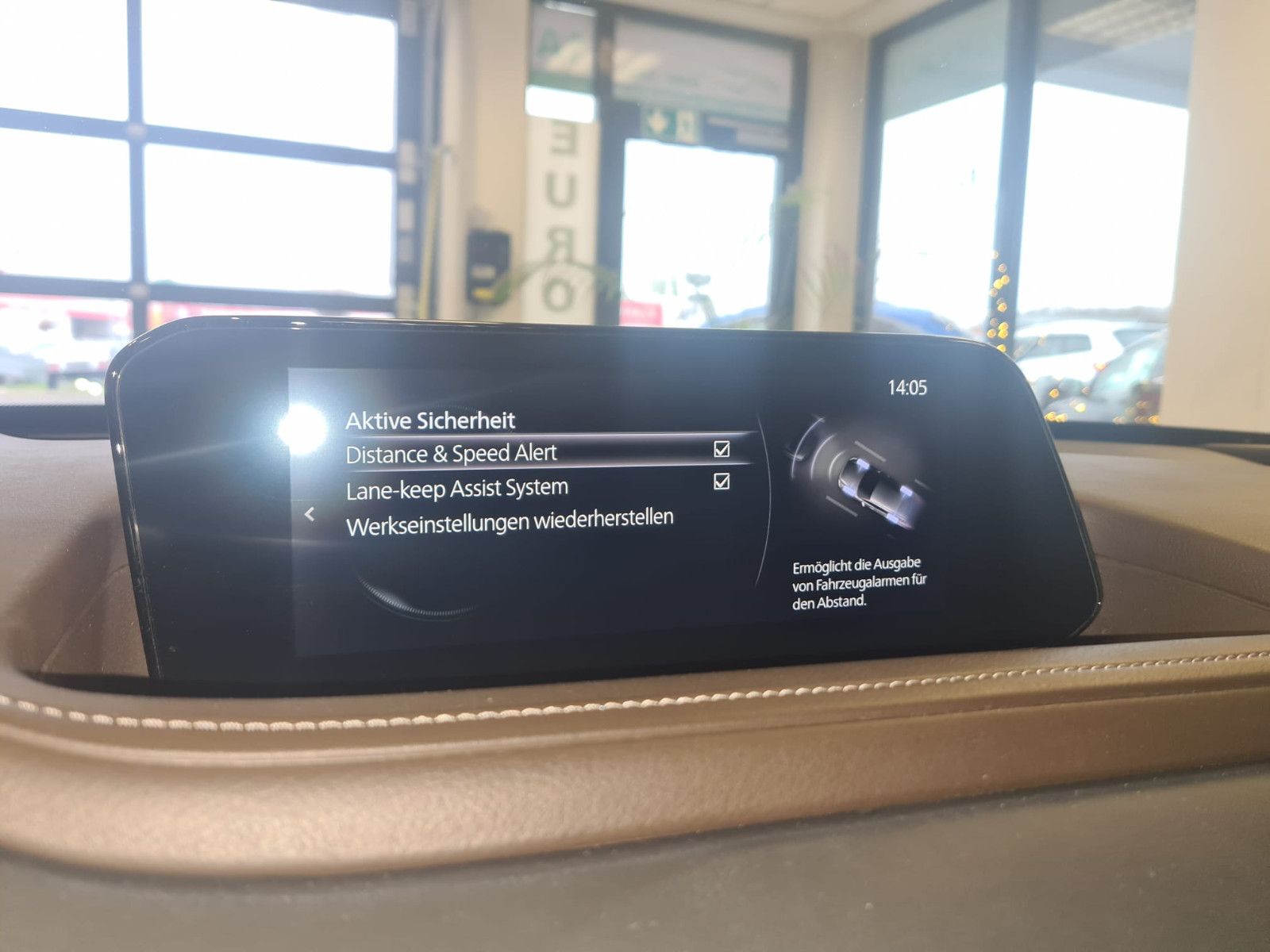 Fahrzeugabbildung Mazda CX-30 Selection 2WD/ 8.FACH BEREIFT/ AHK/ NAVI