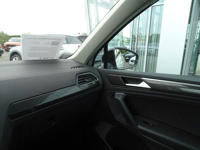 Volkswagen Tiguan 2.0 TDI DSG Urban Sport 4Motion, миниатюра 15