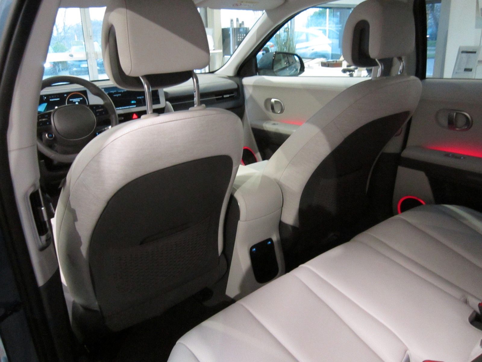 Fahrzeugabbildung Hyundai IONIQ 5 58 kWh Heckantrieb TECHNIQ Sitzpaket