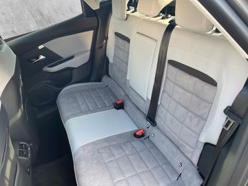 Citroën C4 MAX PURETECH 130 EAT8 Kam.+KeyLess+LED+Navi