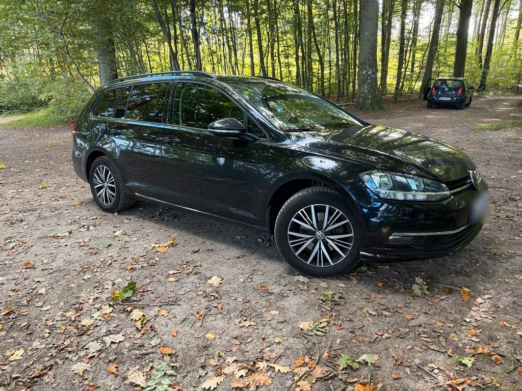Image of Volkswagen Golf