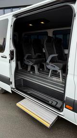 Mercedes-Benz Sprinter 215 CDI 9- Sitzer + Dachklima+Automatik - Mercedes-Benz Sprinter Jahreswagen