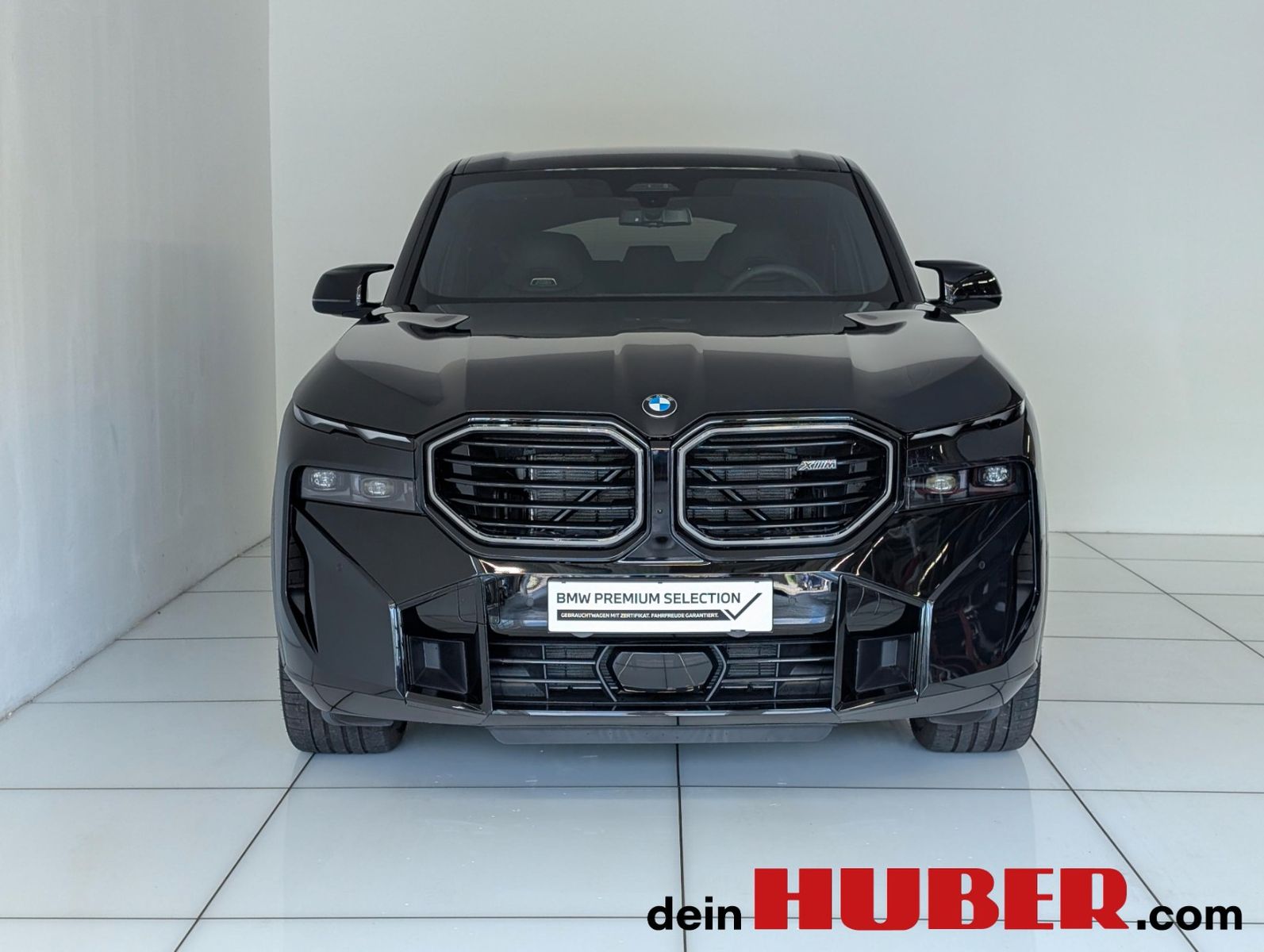 BMW XM 50e - B&W - 23" - FULL!!! imagem 3