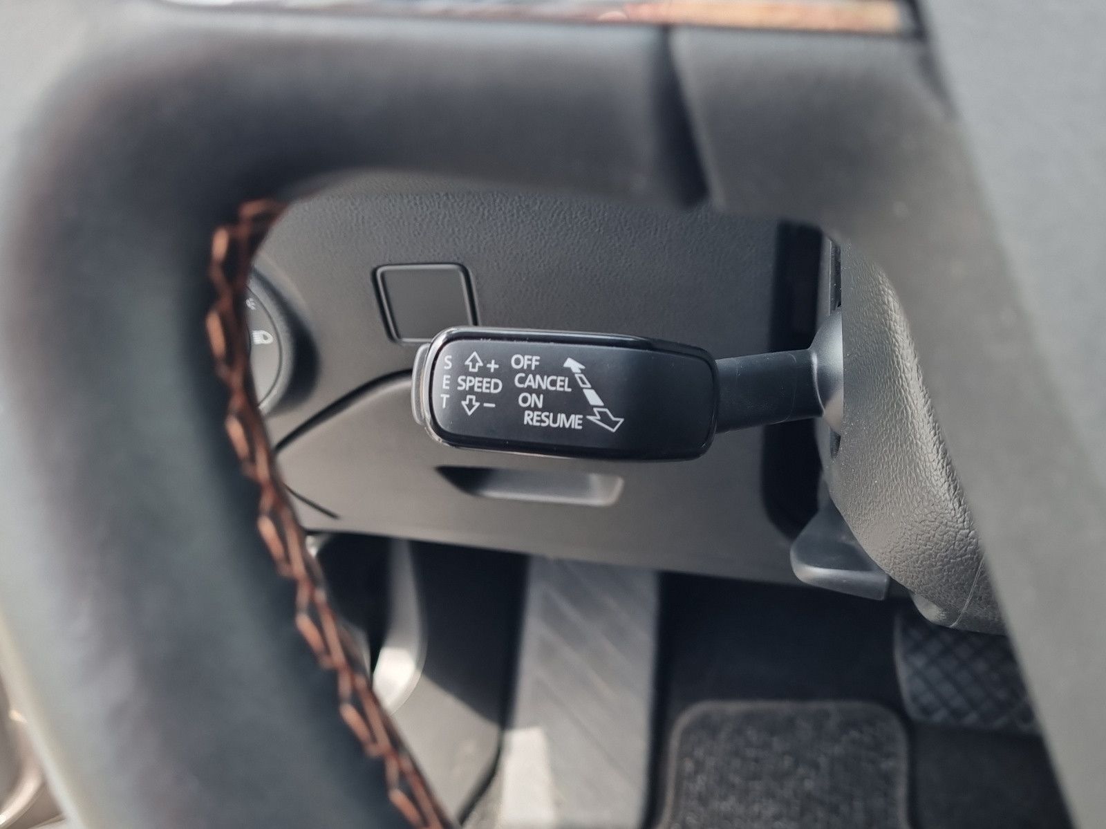 Fahrzeugabbildung SEAT Leon ST X-Perience 4Drive 1,8 TSI DSG GRA AHK