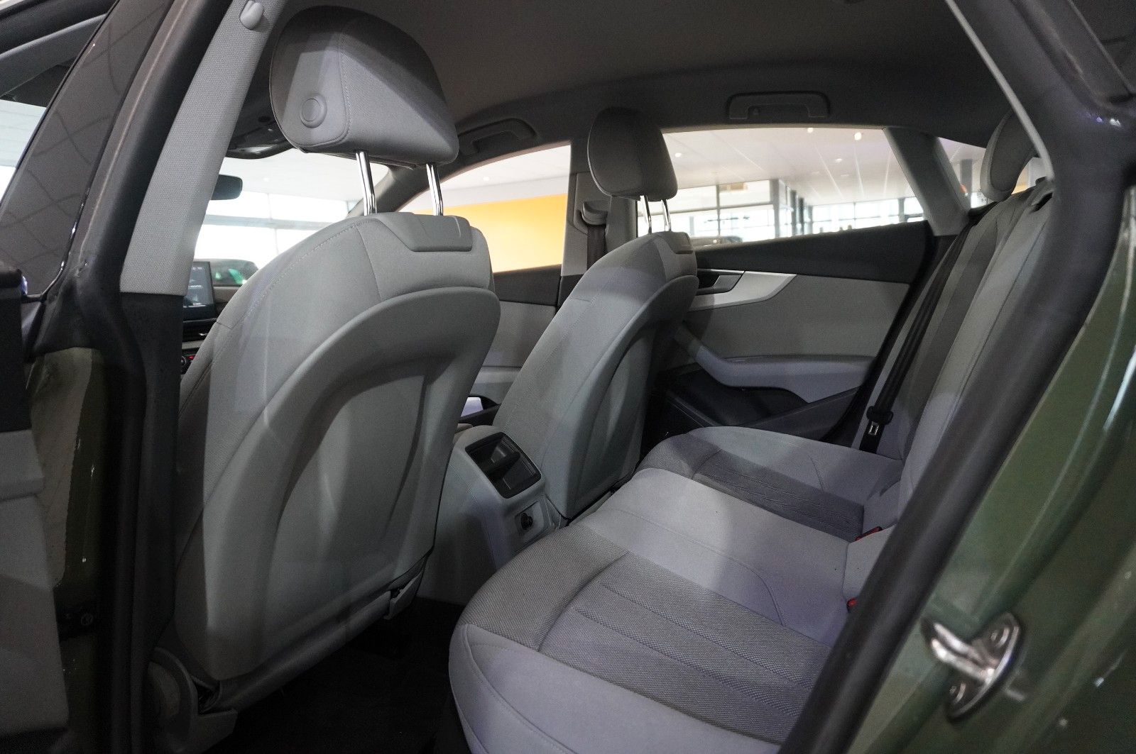 Fahrzeugabbildung Audi A5 Sportback 35 TDI S-TRONIC NAVI/LED/SHZ/DAB+