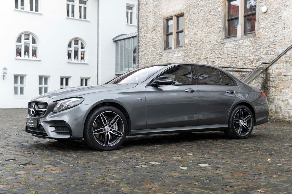 Image of Mercedes-Benz E 53 AMG