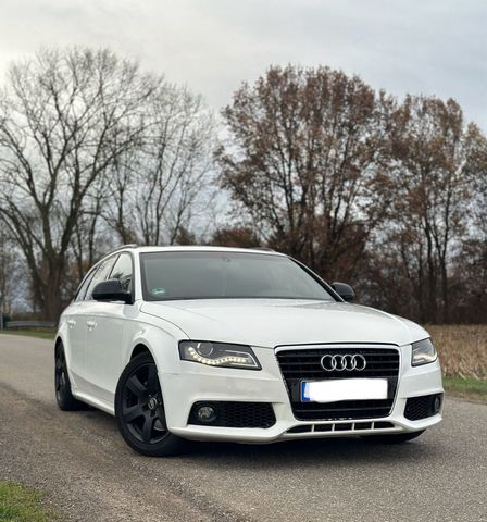 Audi A4 B8 2.7 TDI S-Line