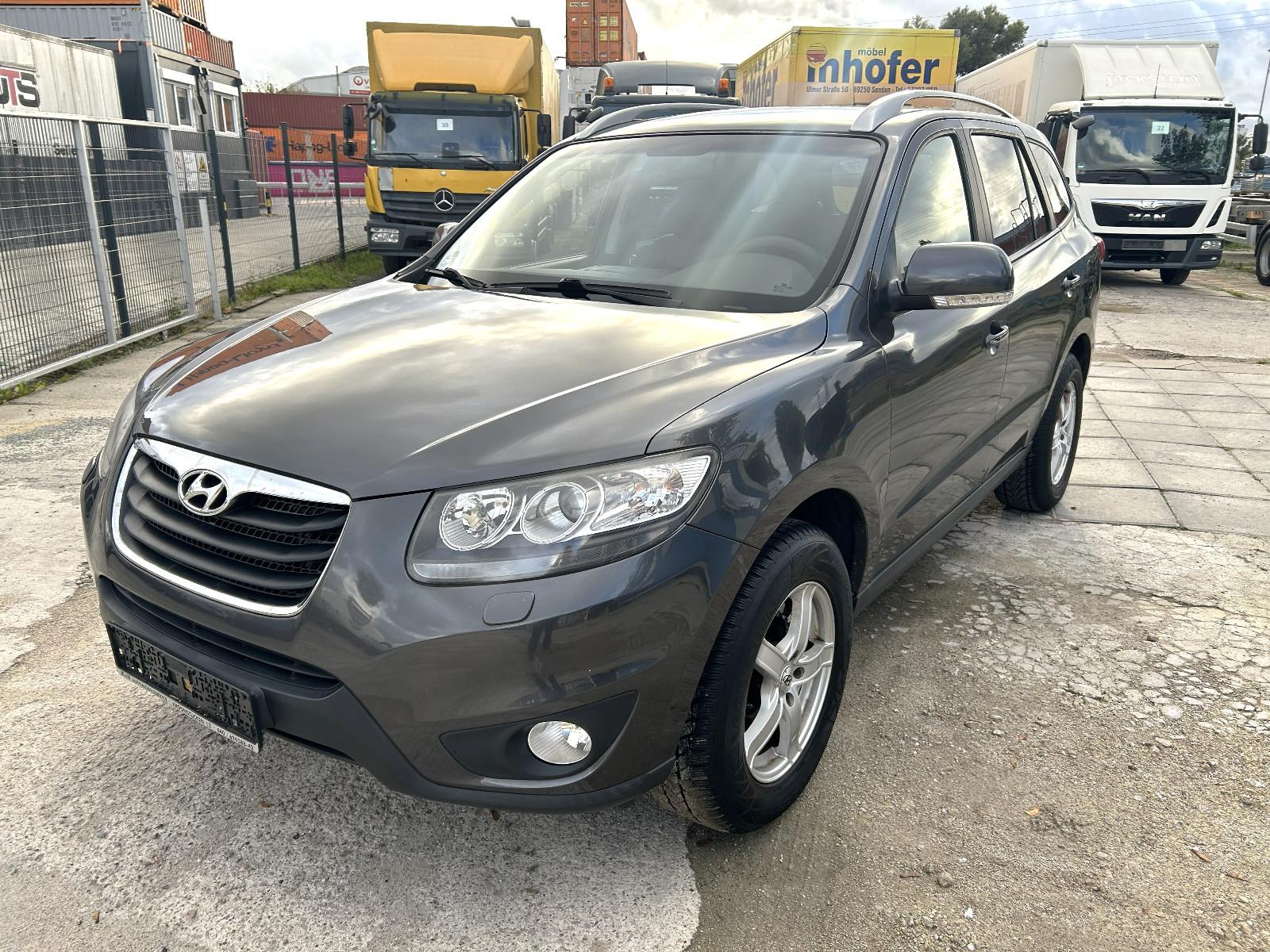 Hyundai SANTA FE