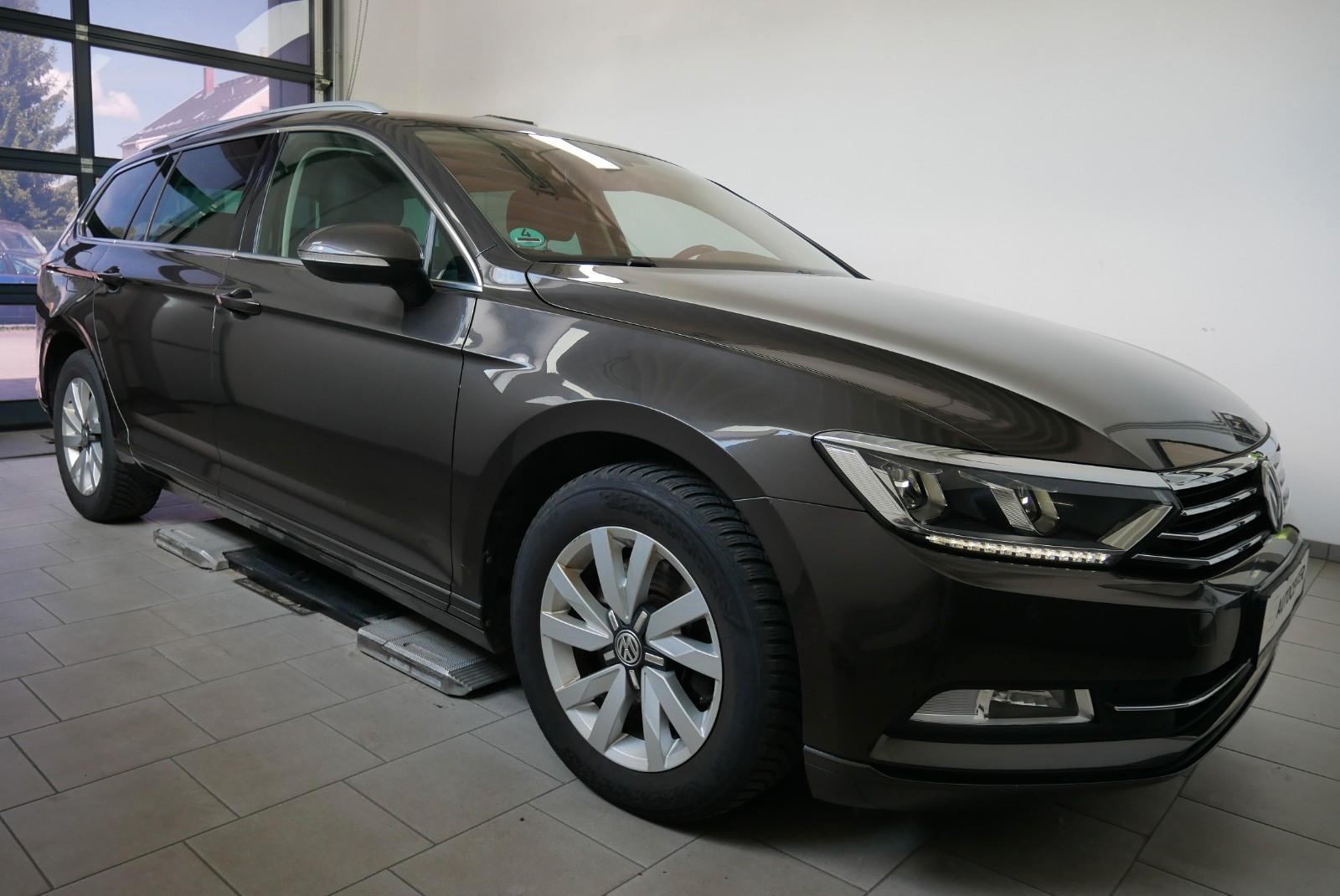 Volkswagen Passat Variant Comfortline LED ACC Pano CAM AHK