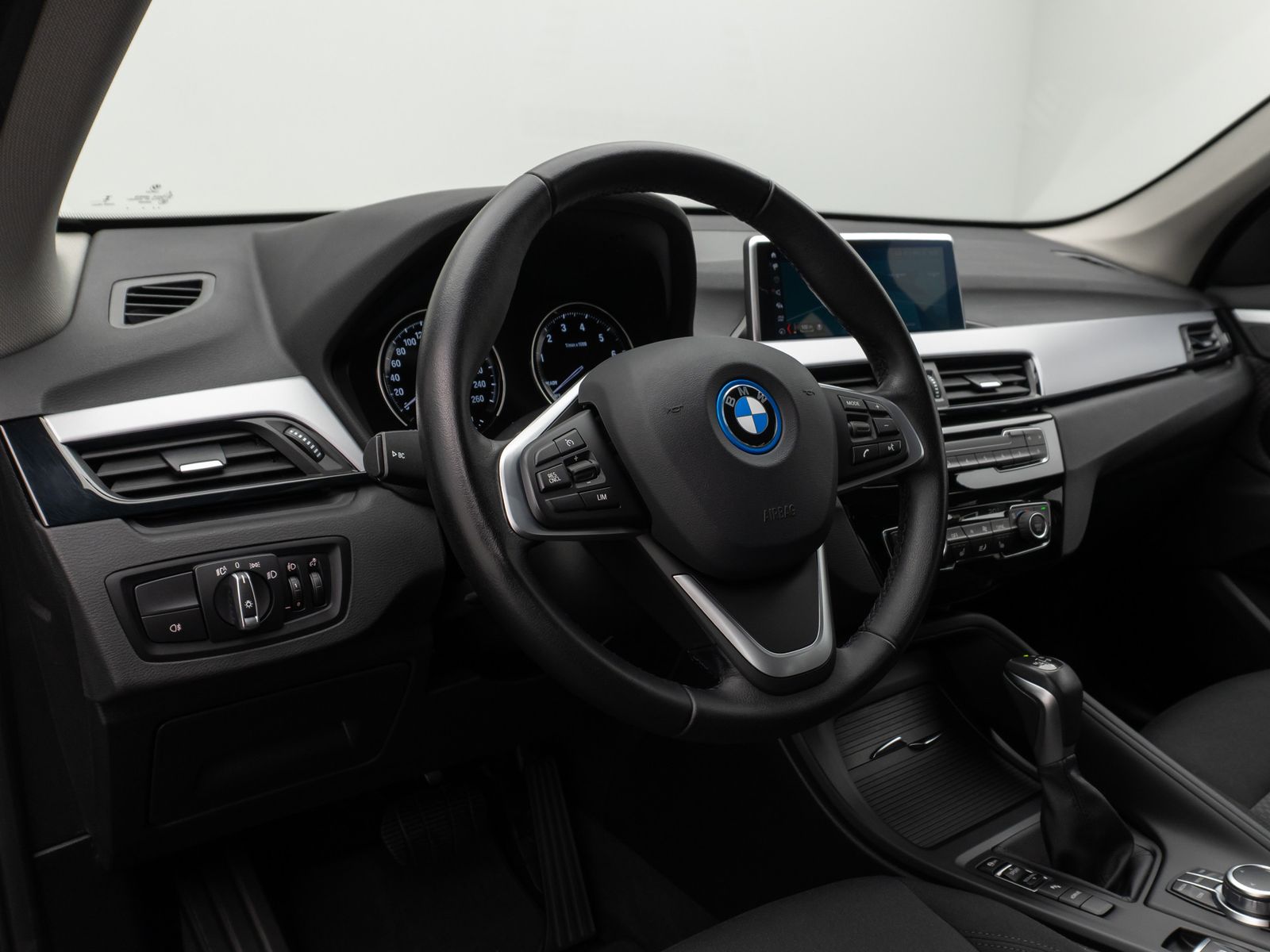 Fahrzeugabbildung BMW X1 xD25e Parkassist DAB LED Geschwindigkeitsreg