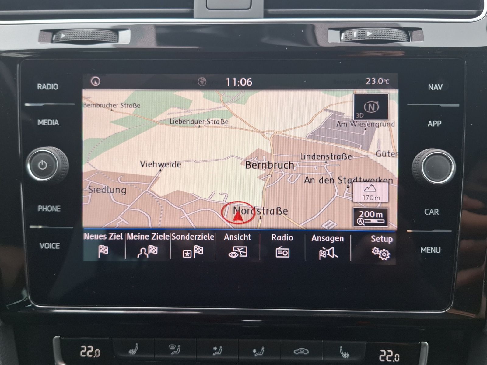Fahrzeugabbildung Volkswagen Golf VII Variant TSI Join DSG LED AHK Navi ACC P