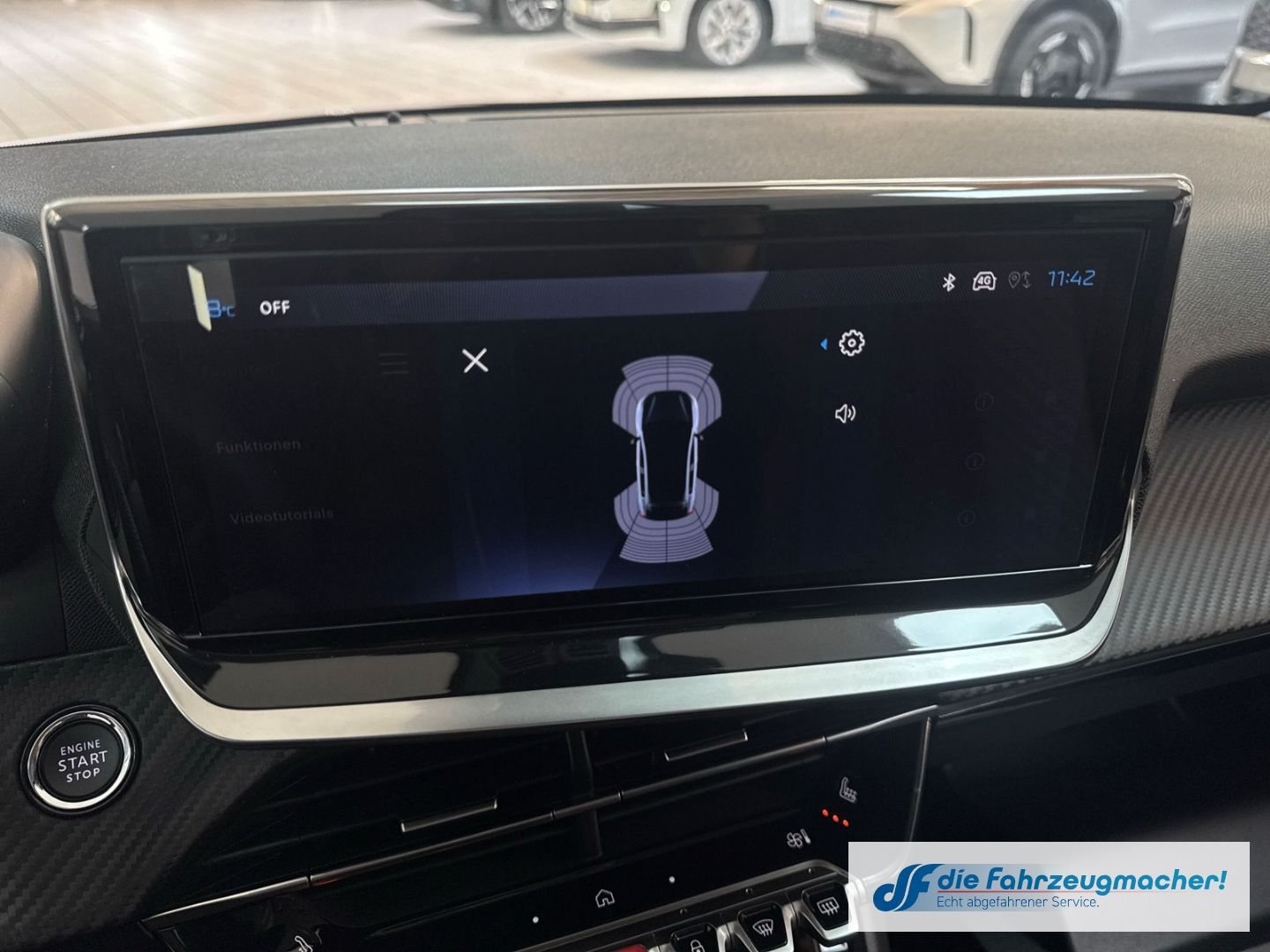 Fahrzeugabbildung Peugeot 208 Allure Digitales Cockpit LED Apple CarPlay A