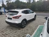 Nissan QASHQAI Tekna 1.3DIG-T MT Panorama 8-fach bereif - Nissan Gebrauchtwagen in München